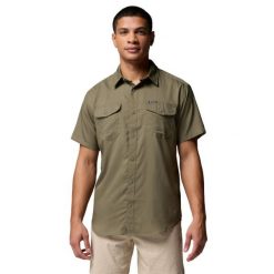 Koszula sportowa męska Utilizer II Solid Short Sleeve Shirt. Zielone koszule męskie Columbia, m, bez wzorów, z materiału, sportowe, bez kołnierzyka, bez ramiączek. Za 199.99 zł.