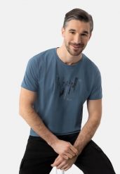 Bawełniana koszulka z printem T-TURF. Niebieskie t-shirty męskie Volcano, l, bez wzorów, z bawełny, klasyczne, bez kołnierzyka. Za 59.99 zł.