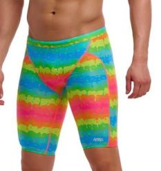 Spodenki do pływania Jammery Funky Trunks Melting Mayhem. Brązowe kąpielówki męskie FUNKY TRUNKS, m, bez wzorów, z elastanu, do pływania. Za 219.00 zł.