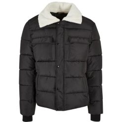Kurtka puchowa z kołnierzem Sherpa Urban Classics. Czarne kurtki męskie Urban Classics, l, bez wzorów, z materiału, bez kaptura. Za 439.00 zł.