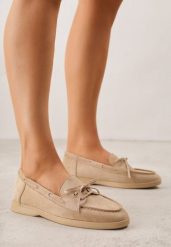 Ciemnobeżowe Mokasyny Ozdobione Wiązaniem Fyrelerris. Brązowe mokasyny damskie Born2be, z jeansu, klasyczne. Za 89.99 zł.