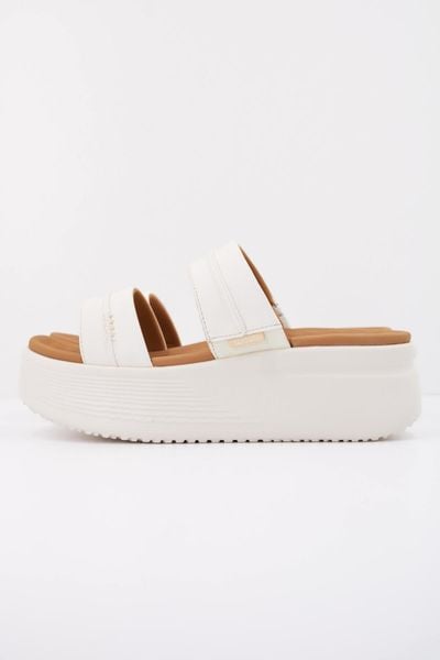Sandały HEY DUDE AUSTIN SLIDE CLASSIC Biały. Białe sandały damskie Hey dude, bez wzorów, z tkaniny, bez obcasa, bez zapięcia. Za 219.99 zł.