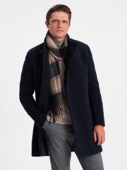 Płaszcz męski z asymetrycznym zapięciem - granatowy V3. Niebieskie płaszcze męskie Ombre Clothing, m, bez wzorów, z poliesteru, bez kaptura. W wyprzedaży za 199.99 zł.
