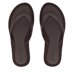 Japonki Tory Burch. Brązowe klapki damskie Tory Burch, bez wzorów, bez obcasa. Za 484.99 zł.