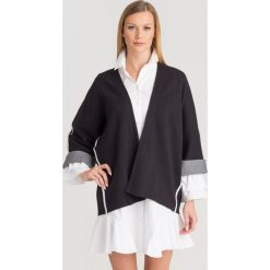 KARDIGAN Armani Exchange. Czarne kardigany damskie Armani Exchange, l, bez wzorów, z dzianiny, bez kołnierzyka, bez ramiączek, bez kaptura. Za 454.30 zł.