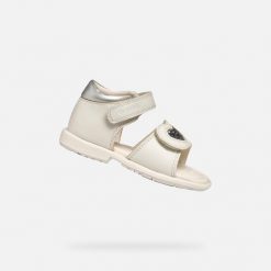 Sandały dziecięce Geox Verred. Białe sandały dziewczęce Geox, bez zapięcia. Za 219.99 zł.