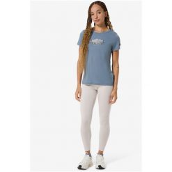 Koszulka SUPER.NATURAL W CANADIAN WOODS TEE. Niebieskie koszulki sportowe damskie super.natural, bez wzorów, bez kołnierzyka, bez ramiączek. Za 249.99 zł.