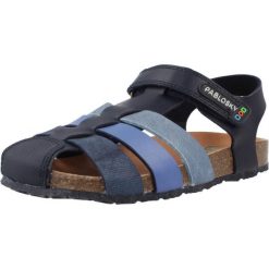 Sandały PABLOSKY 517122P Niebieski. Niebieskie sandały męskie Pablosky, z materiału, bez zapięcia. Za 196.99 zł.