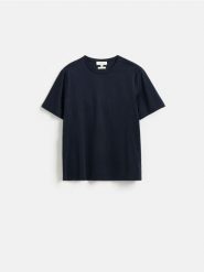 T-shirt regular z domieszką jedwabiu - granatowy. Niebieskie t-shirty męskie Reserved, l, bez wzorów, z bawełny, bez kołnierzyka. Za 119.99 zł.