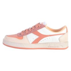 Sneakersy damskie DIADORA MAGIC BASKET LOW ICONA WN. Brązowe obuwie sportowe damskie Diadora, bez wzorów, trekkingowe. Za 199.99 zł.