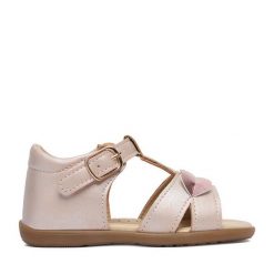 Sandały Nelli Blu. Czerwone sandały dziewczęce Nelli Blu, bez zapięcia. Za 79.99 zł.