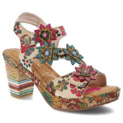 Sandały damskie Laura Vita, ze skóry naturalnej ozdobne aplikacje kwiatowe na paskach i profilowana wkładka, beżowe, Nellao 33 AS311-33. Brązowe klapki damskie Laura Vita, z aplikacjami, ze skóry, bez obcasa, na obcasie, bez zapięcia. Za 349.00 zł.