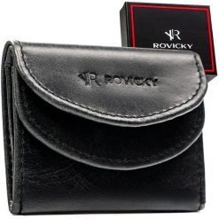 Mały, skórzany portfel męski w czarnym kolorze zamykany zatrzaskiem - Rovicky. Czarne portfele męskie ROVICKY, bez wzorów, ze skóry. Za 34.99 zł.