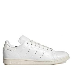 Sneakersy adidas. Czarne trampki i tenisówki chłopięce Adidas, bez wzorów, bez zapięcia. Za 326.99 zł.