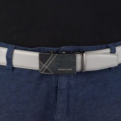 Pasek męski skórzany klamra automatyczna jasno szary Beltimore A46 : Kolory - szary, srebrny, Rozmiar pasków - r.130-145 cm. Szare paski damskie bez wzorów, ze skóry, wizytowe. Za 64.99 zł.