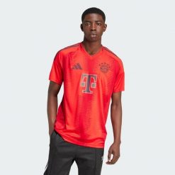 Koszulka FC Bayern 24/25 Home. Czerwone koszulki sportowe męskie Adidas, xl, bez wzorów, z materiału, bez kołnierzyka, bez ramiączek, do piłki nożnej. Za 349.00 zł.