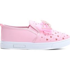 Różowe Slip On Doll. Czerwone buty sportowe dziewczęce Born2be, z materiału. Za 39.99 zł.