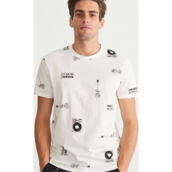 T-shirt z nadrukiem - Kremowy. Białe t-shirty męskie Reserved, z nadrukiem. Za 39.99 zł.
