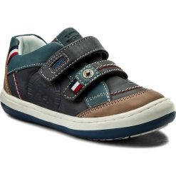 Półbuty LASOCKI KIDS CI12-2669-05. Półbuty chłopięce Lasocki Kids, bez wzorów, z nubiku, bez zapięcia. Za 99.99 zł.