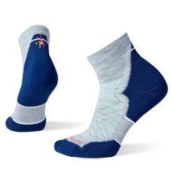 Skarpety Biegowe Damskie Smartwool Run Targeted Cushion Ankle Socks. Niebieskie obuwie sportowe damskie Smartwool, bez wzorów. Za 91.99 zł.