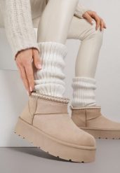 Ciemnobeżowe Śniegowce na Grubej Podeszwie Zdobione Haftem Sewnella. Brązowe śniegowce i trapery damskie Born2be, z jeansu. Za 69.99 zł.