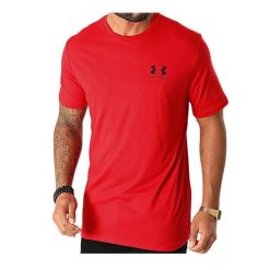 Koszulka sportowa męska Under Armour Sportstyle Left Chest SS. Czerwone koszulki sportowe męskie Under Armour, m, bez wzorów, bez kołnierzyka, bez ramiączek. Za 109.00 zł.