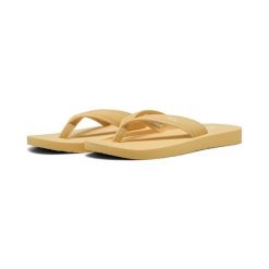 Damskie klapki Sandy PUMA Almost Apricot White Orange. Białe klapki damskie Puma, bez wzorów, z materiału, bez obcasa. Za 110.35 zł.