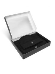 Guess Zestaw Szalik i Czapka M4BZ14 Z2W80 Czarny. Czarne rękawiczki męskie Guess, z aplikacjami, z materiału. Za 399.99 zł.