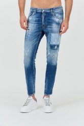 DSQUARED2 Niebieskie jeansy Skater Jean. Niebieskie jeansy męskie Dsquared2. W wyprzedaży za 1,438.51 zł.