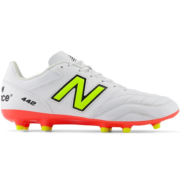 Korki męskie New Balance 442 V2 TEAM FG MS42FIB2 – białe. Białe buty sportowe męskie New Balance, z materiału, bez zapięcia, na fitness i siłownię. Za 349.99 zł.