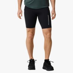 Spodnie treningowe męskie Swedemount Core Short Tights szybkoschnące. Czarne spodnie sportowe męskie SWEDEMOUNT, m, bez wzorów, z materiału, do biegania. Za 95.00 zł.