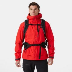 Kurtka turystyczna Helly Hansen Odin 9 Worlds 3.0. Czerwone kurtki męskie Helly Hansen, bez wzorów, trekkingowe. W wyprzedaży za 1,997.50 zł.