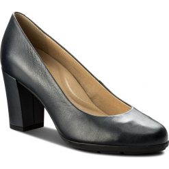 Półbuty GEOX - D Annya C D745FC 00085 C4002 Navy. Niebieskie półbuty damskie Geox, ze skóry, klasyczne. W wyprzedaży za 279.00 zł.