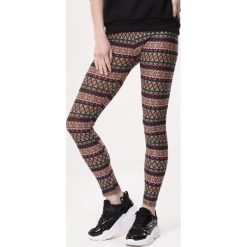 Fioletowe Legginsy Total Look. Fioletowe legginsy damskie Born2be, m, bez wzorów. Za 14.99 zł.
