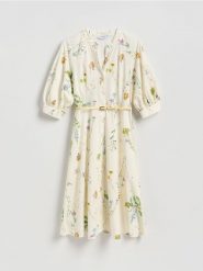 Sukienka midi w kwiatowy wzór - wielobarwny. Sukienki damskie Reserved, l, bez wzorów, z bawełny, bez kołnierzyka, bez ramiączek, midi, rozkloszowane. Za 229.99 zł.