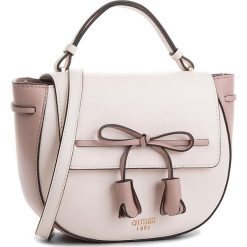 Torebka GUESS - HWVG69 64180 SHELL MULTI. Torebki do ręki damskie marki Guess. W wyprzedaży za 329.00 zł.