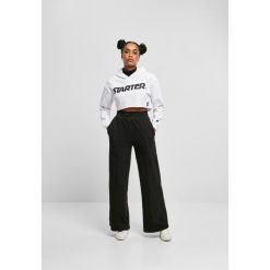 Damska bluza z kapturem Urban Classics Starter Cropped. Białe bluzy damskie Starter, bez wzorów, z kapturem. Za 237.00 zł.