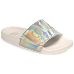 Klapki damskie Colmar Slipper Lux. Klapki damskie Colmar, bez wzorów, z materiału, bez obcasa. W wyprzedaży za 59.99 zł.