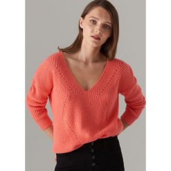 Sweter z ażurowym splotem - Pomarańczowy. Swetry damskie Mohito. Za 89.99 zł.