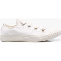 Converse - Tenisówki. Szare trampki i tenisówki damskie Converse, z gumy. W wyprzedaży za 229.90 zł.