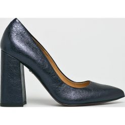 Solo Femme - Czółenka. Szare czółenka damskie Solo Femme, z materiału. W wyprzedaży za 299.90 zł.