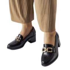 Czarne klasyczne mokasyny z klamerką Artus. Czarne mokasyny damskie eleganckie. Za 135.07 zł.