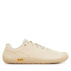 Trekkingi Merrell. Obuwie sportowe damskie Merrell, bez wzorów, trekkingowe. Za 399.99 zł.