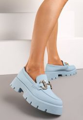 Jasnoniebieskie Mokasyny z Grubą Podeszwą w Kolorze Cholewki z Klamrą Rosarose. Niebieskie mokasyny damskie Renee, z jeansu, eleganckie. Za 79.99 zł.