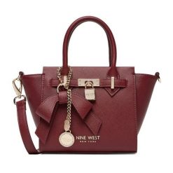 Torebka Nine West. Czerwone torebki do ręki damskie Nine West, bez wzorów, klasyczne, bez dodatków. Za 329.99 zł.