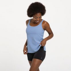 Strój jednoczęściowy pływacki damski Nabaiji Heva Tetia tankini i szorty. Czarne szorty sportowe damskie NABAIJI, l, bez wzorów, sportowe, na fitness i siłownię. Za 119.99 zł.