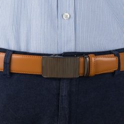Pasek męski skórzany 3,5 cm klamra automatyczna Beltimore camelowy 03-575 : Kolory - brązowy, beżowy, Rozmiar pasków - r.115-130 cm. Brązowe paski damskie bez wzorów, ze skóry, wizytowe. Za 64.99 zł.