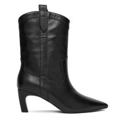 Botki GINO ROSSI. Czarne botki damskie Gino Rossi, bez obcasa, na słupku, bez zapięcia. Za 499.99 zł.