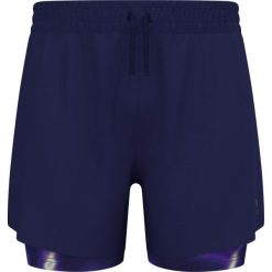 Spodenki męskie Odlo ZEROWEIGHT 5 INCH 2-in-1 short. Niebieskie krótkie spodenki sportowe męskie Odlo, l, bez wzorów, z materiału, do biegania. Za 329.15 zł.