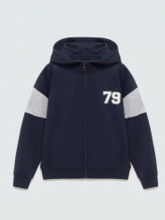 Bluza chłopięca z kapturem zapinana na zamek granatowa jazon 403. Niebieskie bluzy dla chłopców Big Star, na zimę, bez wzorów, z dzianiny, bez ramiączek, z kapturem. Za 119.99 zł.